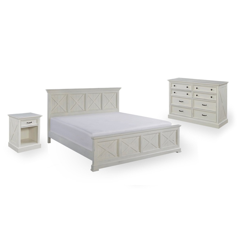 Traditional King Bed, Nightstand and Chest By Seaside Lodge