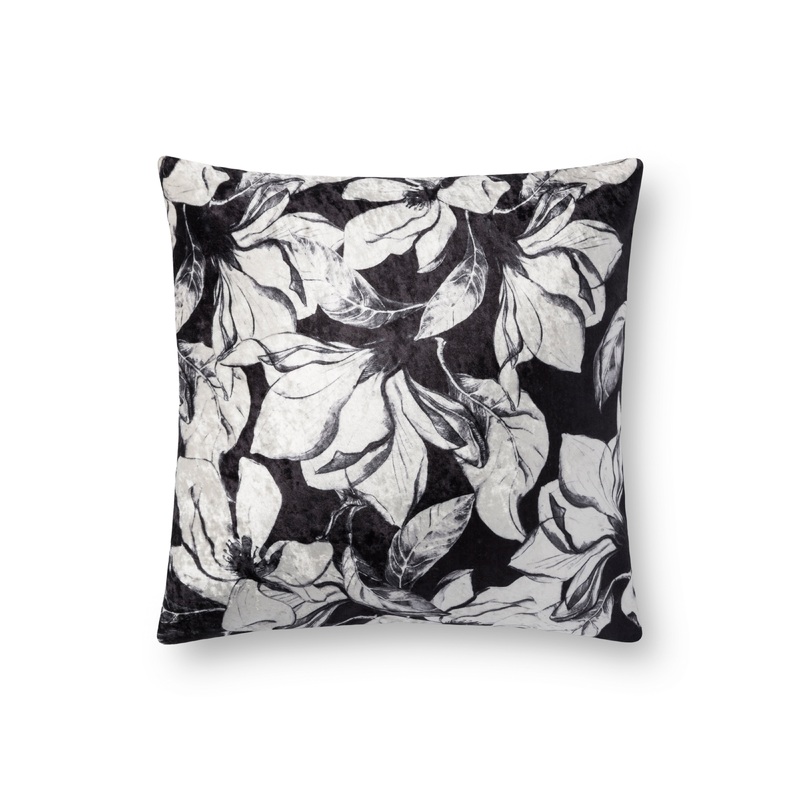 PILLOWS P0754 Synthetic Blend Indoor Pillow from Loloi
