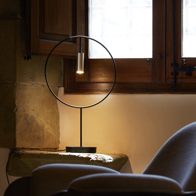 Estiluz Revolta Table Lamp