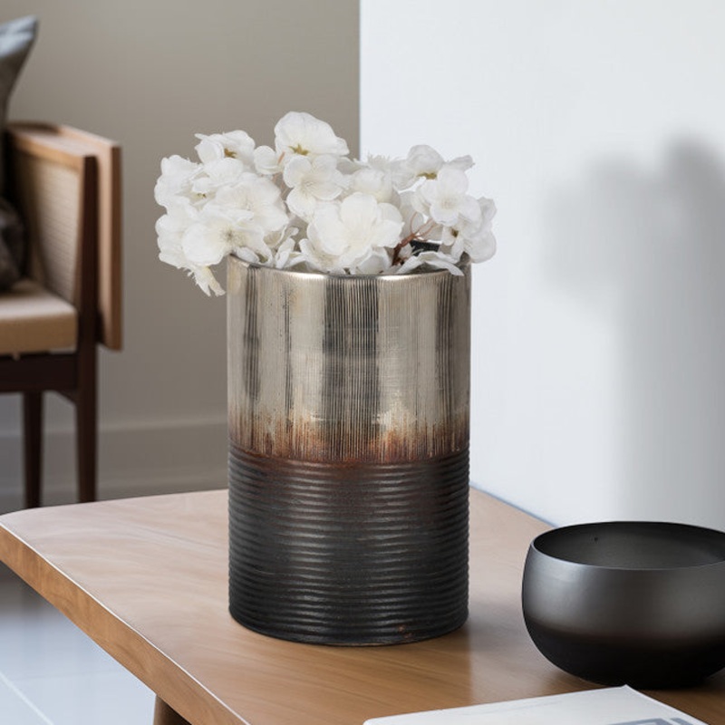 9″ Metallic 2-Tone Vase