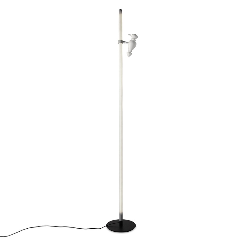Accipicchio LED Floor Lamp