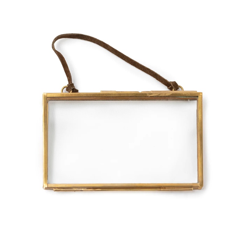 Brass Glass Frame – Horizontal