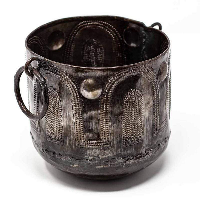 Hammered Metal Container with Round Handles – Croix des Bouquets