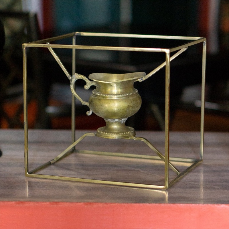 Floating Creamer Vase