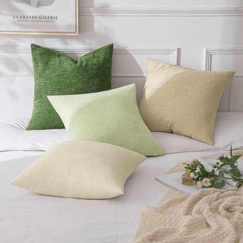 MIULEE Pack of 4 Throw Pillow Covers 18×18 Inch Soft Chenille Couch Pillow Covers for Sofa Living Room Solid Dyed Pillow Cases Green-Cream White