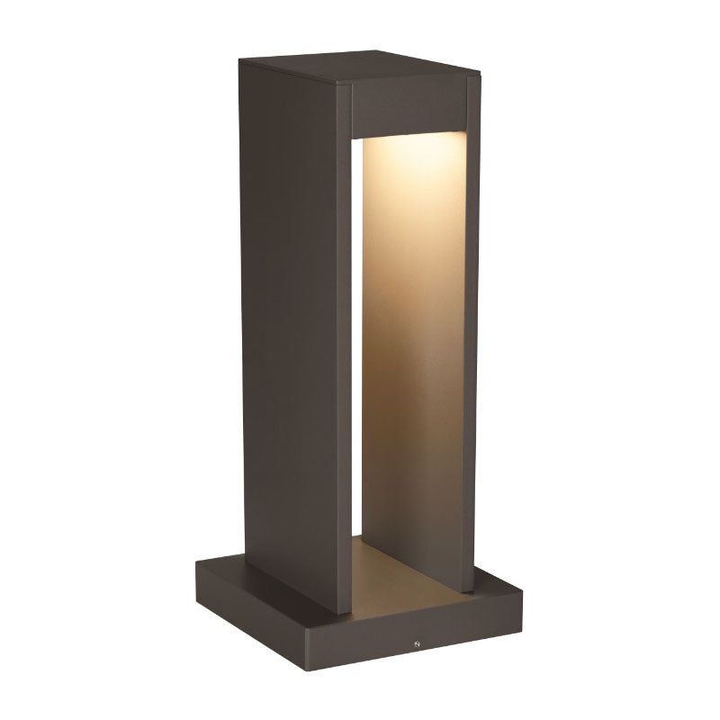 Visual Comfort 700OASYN Syntra 18″ Tall Outdoor LED Path Light