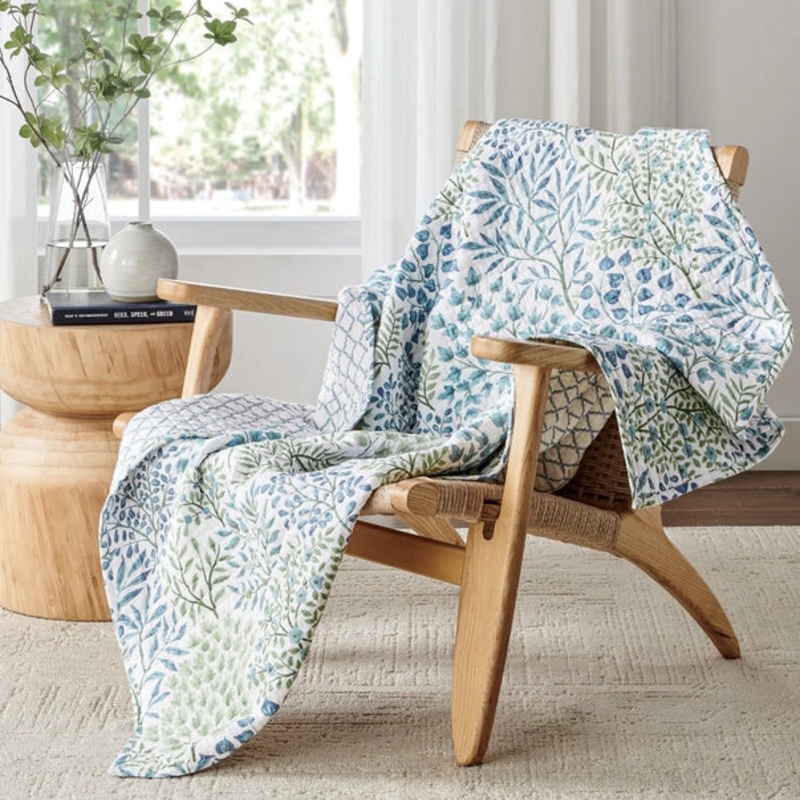 English Forest Quilted Throw – Green
