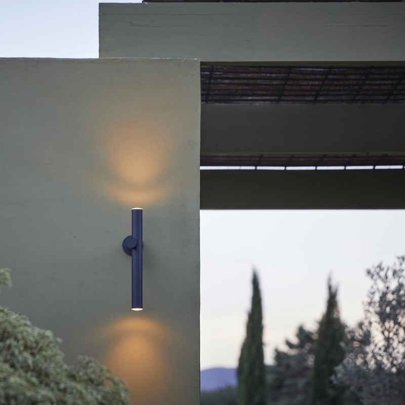Estiluz Tik Outdoor Up & Down Wall Lamp