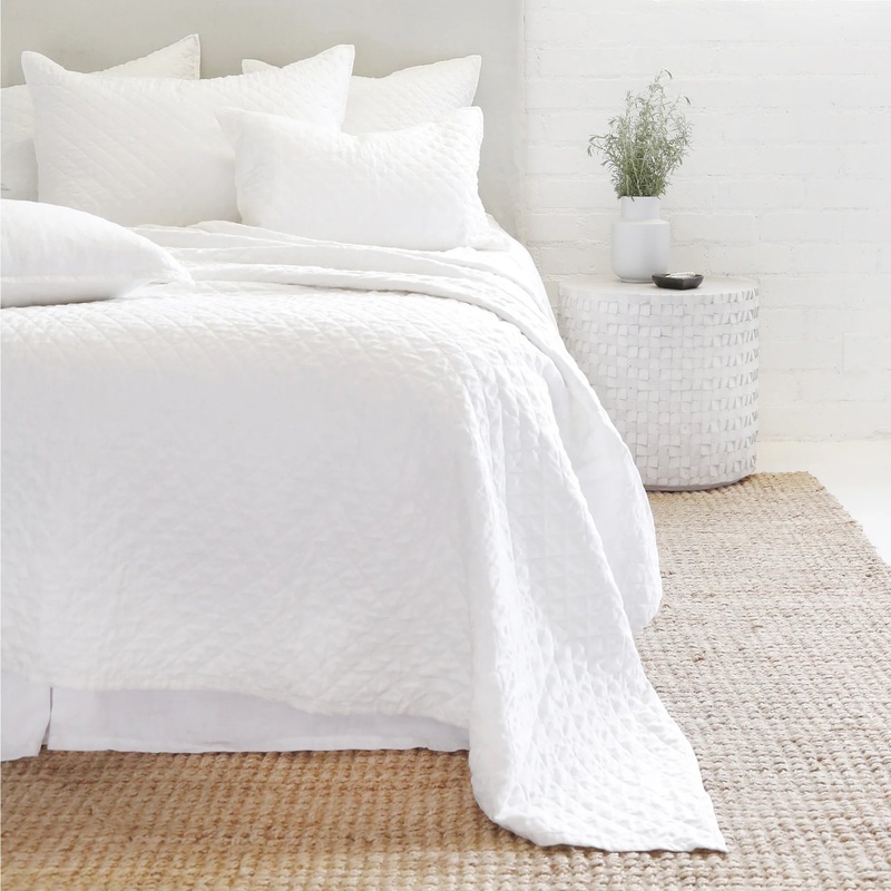 Hampton – Large Euro – White