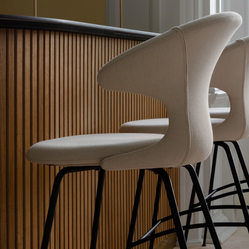 Umage Time Flies Bar Stool