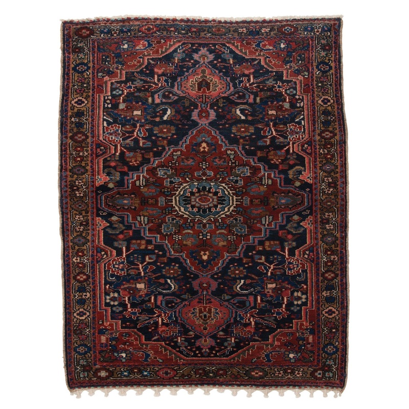 ANTIQUE PERSIAN BAHKTIARI WEDDING CARPET 3’11 1/2″ X 4’11”