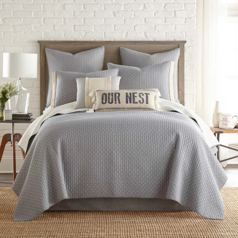 Cross Stitch 100% Cotton Quilt Set – Grey Cream