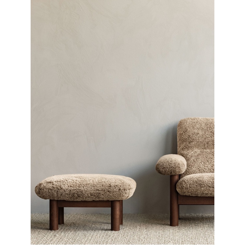 Brasilia Ottoman, Sheepskin